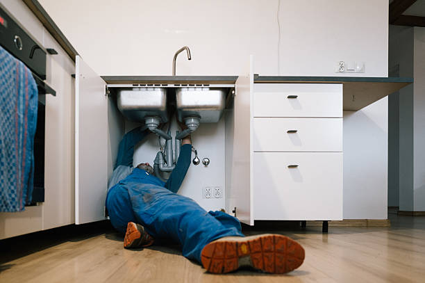 Professional Plumbing technician working in Kittery, ME